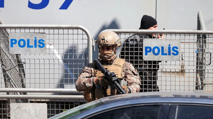 School Shooting in Mereş